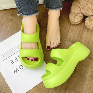 KDAShop NEW รองเท้าแตะลำลองสำหรับสุภาพสตรี รองเท้าแตะเสริมส้นพื้นนิ่ม รองเท้าแตะผู้หญิงเสริมส้นพื้นสูงใส่แล้วดูดีใส่แล้วดูมั่นใจ สีสันสดใจเลือกใส่เลือกซื้อได้ตามต้องการ