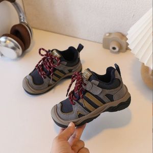 Kids Color blocked Warm Sports Shoes Winter New Boys Anti slip Mountaineering Shoes Girls Fashion Leisure Running Shoes 26-37