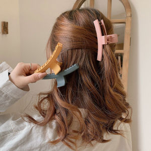 🔥Orfila Korean Elegant Frosted Acrylic Hair Clips Barrette Hair Claw for Women Girls Fashion Accessories COD