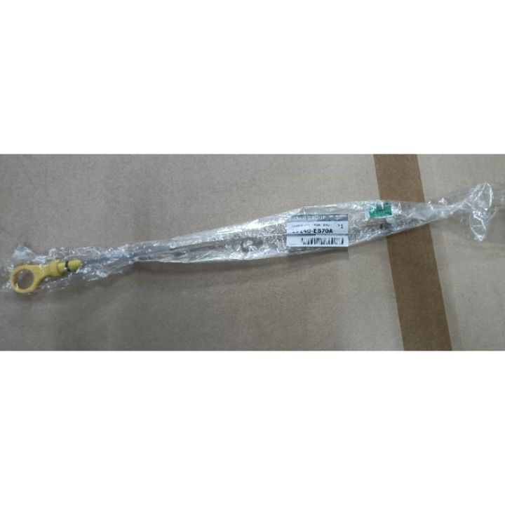 *ORIGINAL NISSAN D40T NAVARA ENGINE OIL LEVEL DIPSTICK/ENGIN CHECK ...