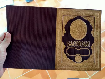PAKET 10 BUKU YASIN 128 HAL+ 2 LEMBAR SISIPAN UNTUK DATA ALMARHUM DAN KELUARGA YANG DITINGGALKAN