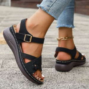 [Free Shipping] Plus-Size Summer New Wedge Sandals For Women Floral Flat Sandals For Outdoor Wear Thick-Soled Sandals