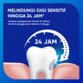 Sensodyne Pasta Gigi Sensitif Repair & Protect Original 2x100gr + Sikat Gigi Sensitif Repair & Protect Soft 2s. 