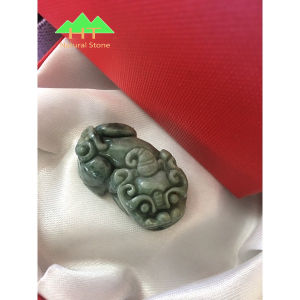 (tặng dây đeo )mặt đeo cổ Tì Hưu Ngọc Phỉ Thuý kích thước 35cm x 2cm cầu tài Lộcvinh hoa