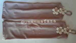 Handsock Tiara Luxury: Sarung Tangan Muslimah Pernikahan