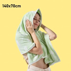 Feather Texture Quick-Dry Coral Fleece Bath Towel LW011