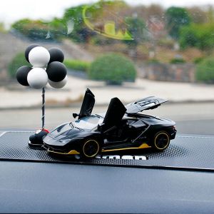 Hot New Batman Car Dolls Head Shaking Model Car Ornaments Phone Holder Dashboard Decoration full set