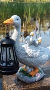 Resin Duck Solar Lantern Garden Statue Outdoor Decorative Lamp Patio Yard Balcony Decor Lampu Taman