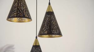 SXH Vintage Restaurant Pendant Light Three-Head Iron Art Pendant Light Creative Carving Black Gold Branch Bar Table Cafe Pendant Light Single Head