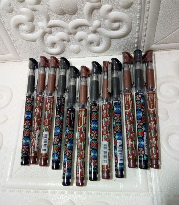 Pulpen%20Kenko%20Easy%20Gel%20Premium%201.0%20mm%20Batik%2012%20pcs/%20Pen%20Tanda%20tangan%20-%20Image%207