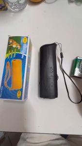 WildPioneer Ultrasonic Dog Repeller Dog Deterrent Bark Control Handheld Flashlight Dual Head Portable Training Tool