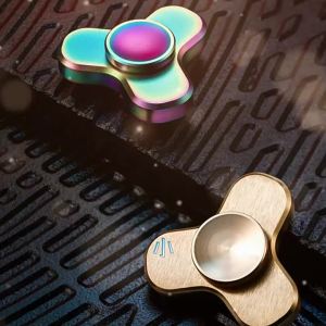 Fidget spinner made of pure copperfinger spinnerSmall cube spinning top for children students boys and girls