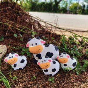 ตุ๊กตาแต่งสวน ตุ๊กตาเซรามิค ตุ๊กตาวัวแต่งสวน 1 ชุด 4 ชิ้น 11*18*15 ซม. ตกแต่งคาเฟ่สวนหย่อม