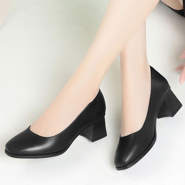 Korean%20Style%20Mid-Heel%20Block%20heels%20shoes%20for%20women%20Non-Slip%20Office%20Heels%20for%20women%20-%20Image%205