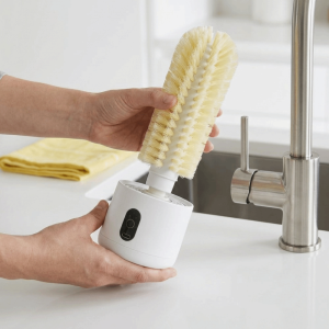 LINSBAYWU 360 ° Bàn chải xoay Máy lau kính điện Bàn chải lông mềm Đa chức năng Cọ rửa ly thủy tinh Máy chà sàn Treo Máy rửa ly điện Dành cho cốc