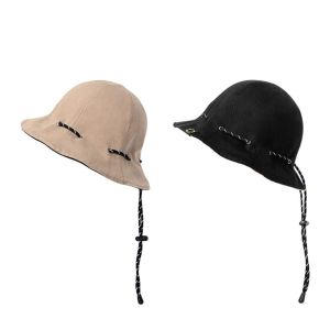 หมวกบักเก็ต หมวกใส่ได้สองด้าน รูดสายรัดปรับเป็นกระเป๋าได้ ใส่สบาย มีสายปรับระดับ