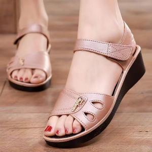 Fashionable womens sandals , soft solecomfortable non slip wear-resistant imitation belt upper casual and versatile sandals