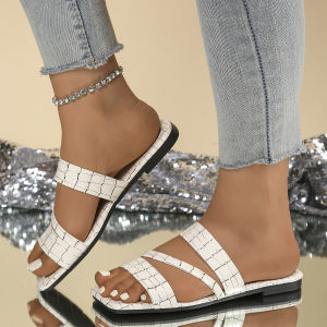 Free Shipping Trendy Plus-Size WomenS Shoes 2026 New Summer Slip-On Flat Sandals For Outdoor Wear