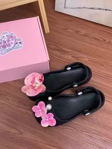 [Free Shipping] New Spring/Summer Pink Flower Pearl Accessories for Ballet Clogs Sweet and Cute Girl Shoe Charms DIY Resin Trend