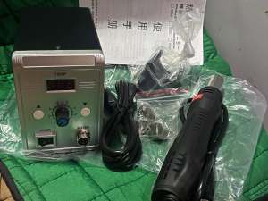 SOLDERING STATION AND SMD REWORK