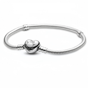 Pandora Moments Heart & Snake Chain Bracelet Includes Gift Box Set