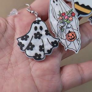 Cute Ghost Dangle Earrings Women Girls Fashion Acrylic Drop Earrings Creative Unique Earrings Halloween Gift