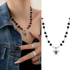 【small chrysanthemum】Black Bead Mosaic Clavicle Chain Diablo High Street Rinestone Spider Pendant Round Bead Necklace for Men and Women