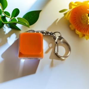 YESMILE DIY Keyboard Fidget Keychain With Light Keys Button Pinch Toy Relief Stress Clicker Toy