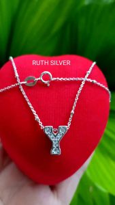 KALUNG JEDAR NORI REMAJA/DEWASA+ LIONTIN MODEL HURUF Y PERMATA KILAU PUTIH PERAK ASLI 925 SILVER LAPISAN EMAS PUTIH BUKAN IMITASI ATAU XUPING PERHIASAN WANITA WARNA TAHAN LAMA PANJANG UKURAN STANDAR 45 CM BERAT 2.4 GRAM