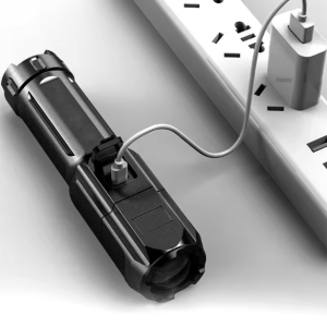 Senter Super Terang Portabel / Senter Swat Led Mini Zoom Charger Usb Cas