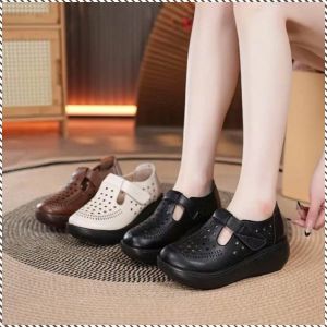 Casual Sandals Unique Breathable Sandals Lightweight Non-slip Exquisite Skeleton Decoration Elegance