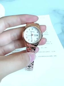 New Celebrity Womens Watch Waterproof Luminous Fashion Korean Style Simple Elegant Type