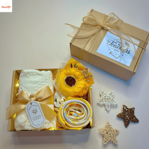 Kèm túi & thiệp Set quà tặng khăn lụa cao cấp và nến thơm quà tặng 20/11 quà tặng 8/3quà tặng mẹ