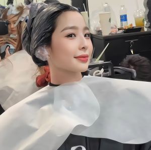 Khăn Choàng Làm Hóa Chất  Nhuộm Tóc Tiện Lợi ( 1 Bịch 50 Cái )