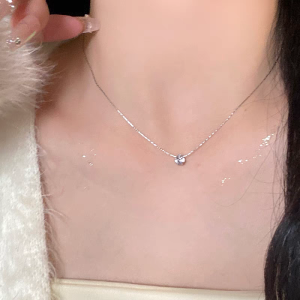 Kalung Titanium Wanita Permata Hexagonal Terbaru Kalung Titanium Anti Karat Tidak Luntur