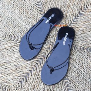 Dép lê nữ - Dép kẹp nữ xỏ ngón quai dây da bóng hot trend big size 42 43 Thời trang Depvashock