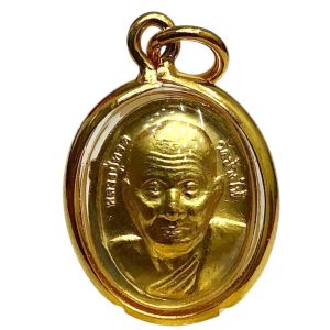 L007 หลวงปู่ทวด พระหลวงปู่ทวด หลวงปู่ทวดวัดช้างให้ จี้หลวงปู่ทวด หลัง พ่อท่านคล้าย เนื้อสีทอง เลี่ยม กรอบพระ ทองไมครอน