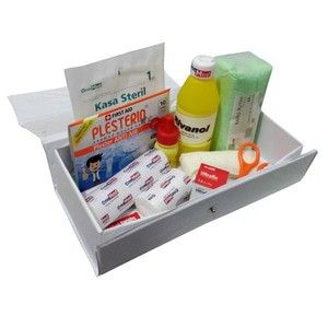 Kotak P3K Persegi OneMed