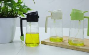 Oil Dispenser for Kitchen 2 in 1 Olive Oil Dispenser and Oil Sprayer for Cooking 16.5oz/470ml Premium Glass Oil Bottle Food-grade Oil Mister for Air Fryer Frying Salad BBQ(Beige)