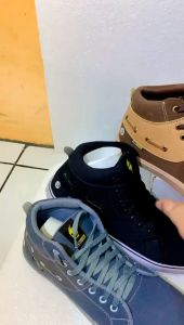 Sepatu Sneakers Pria Sepatu Sneakers Pria Terlaris