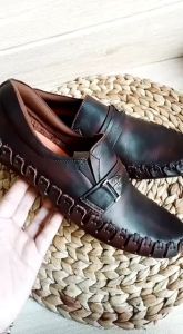 Sepatu Pria Terbaru: Pilihan Kasual & Formal