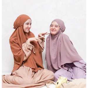 bergo crinkle airflow premium size XL / hijab crinkle terlaris / jilbab maryam crinkle / kerudung crinkle Bergo Crinkle AirFlow Premium(Size XL )| Jilbab Bergo Crinkle | Bergo Maryam Crinkle AirFlow| Jilbab Crinkle Instan Premium