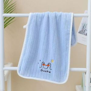 ผ้าเช็ดตัวเด็กปักลายเป็ดน่ารักผ้าฟลีซปะการังเนื้อนุ่มดูดซับผ้าเช็ดหน้า