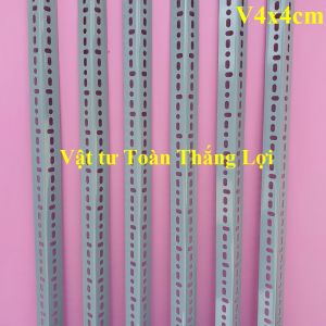 (Dài 170cm_200cm ) Cây sắt V lỗ V4x4cm dày 1.5li sắt v lỗ đa năng làm kệ