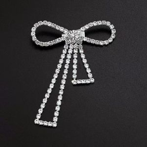 Silver Color Rhinestone Pearl Bowknot Brooch Women Simple Personality Fashion Elegant Pin Vintage Anti-light Corsage Accessories