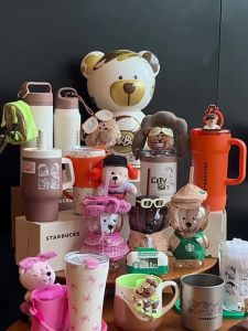 Starbucks 2026 Bear Manager Town Collection Adorable Outdoor Car Glass Thermal Mug Titanium Cup Gift