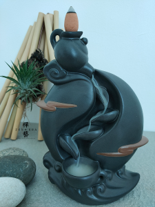 Ceramic Backflow Incense Burner Holder- (Li shu sh ngc i) (Free 60x Incense Cones)