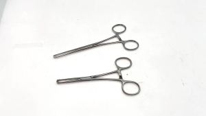 1 ชิ้น คีมสแตนเลสสำหรับดึงเนื้อเยื่อ คีมเนื้อเยื่ออ่อน คีมอลิซ เครื่องมือศัลยกรรมสำหรับสัตว์เลี้ยง