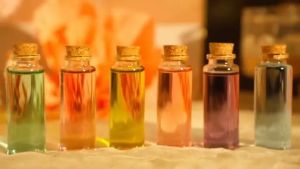 10pcs 50/60ml Small Glass Bottles with Corks Transparent DIY Message Wishing Bottles BirthdayDecora