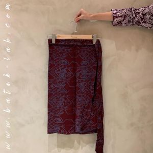 Exclusive Dreamweave Wrap Skirt - ( Medium ) - 100% Genuine Handmade Batik - Hand-Stamped